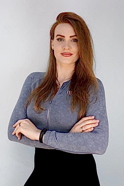 Кристина У